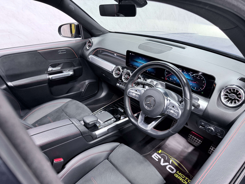 Mercedes-Benz GLB Class 200 Amg Line Premium Plus Night Edition #3