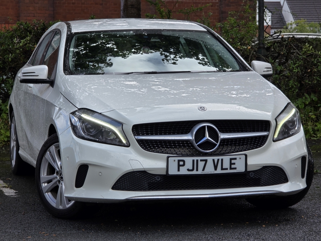 Mercedes-Benz A Class 1.5 A 180 PJ17VLE White #2