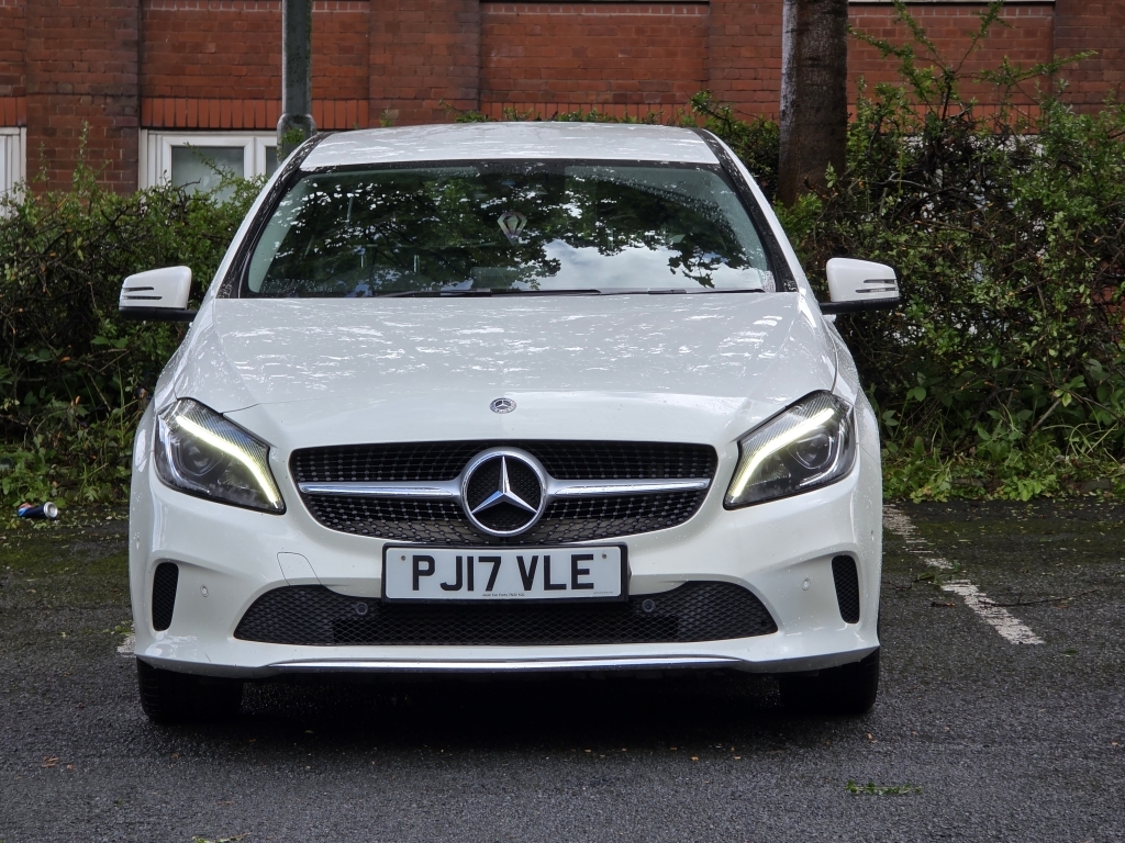 Mercedes-Benz A Class 1.5 A 180 PJ17VLE White #3