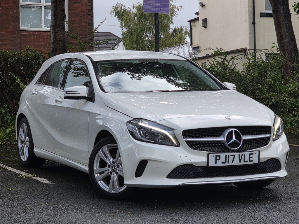 Mercedes-Benz A Class 1.5 A 180 White