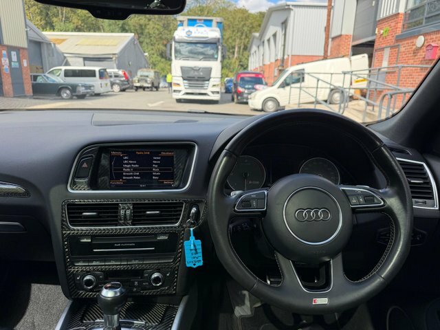 Audi SQ5 Suv White #27