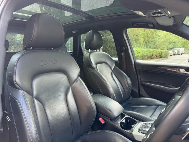 Audi SQ5 Suv White #34