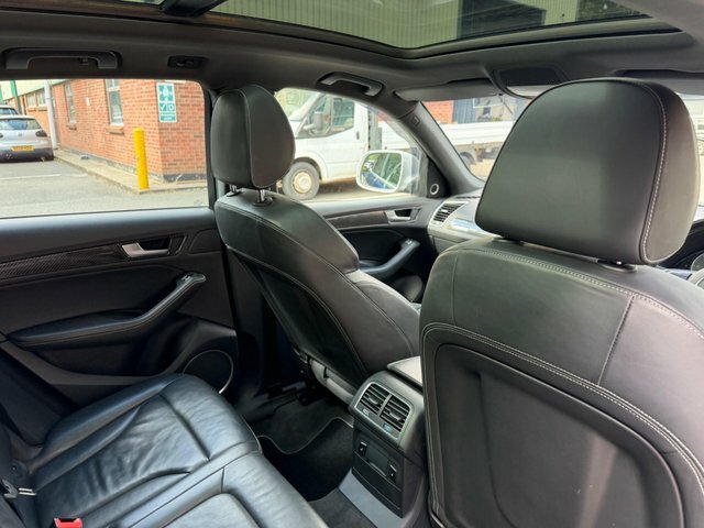Audi SQ5 Suv White #42
