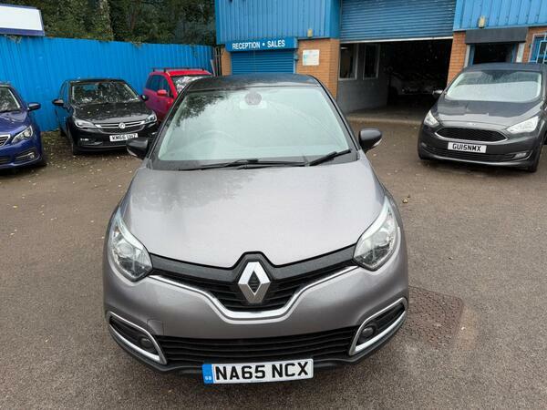 Renault Captur Signature Red #7
