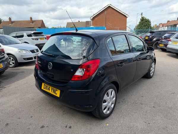 Vauxhall Corsa 1.2 16V Design Euro 5 Ac Black #3
