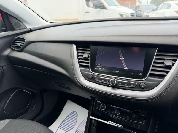 Vauxhall Grandland X 1.2 Turbo Tech Line Nav Grey #31