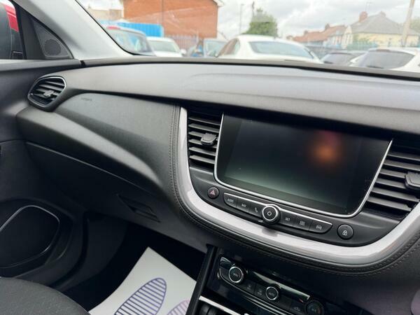 Vauxhall Grandland X 1.2 Turbo Tech Line Nav Grey #16