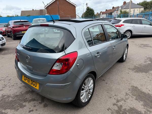 Vauxhall Corsa 1.4 16V Se Euro 5 Black #3