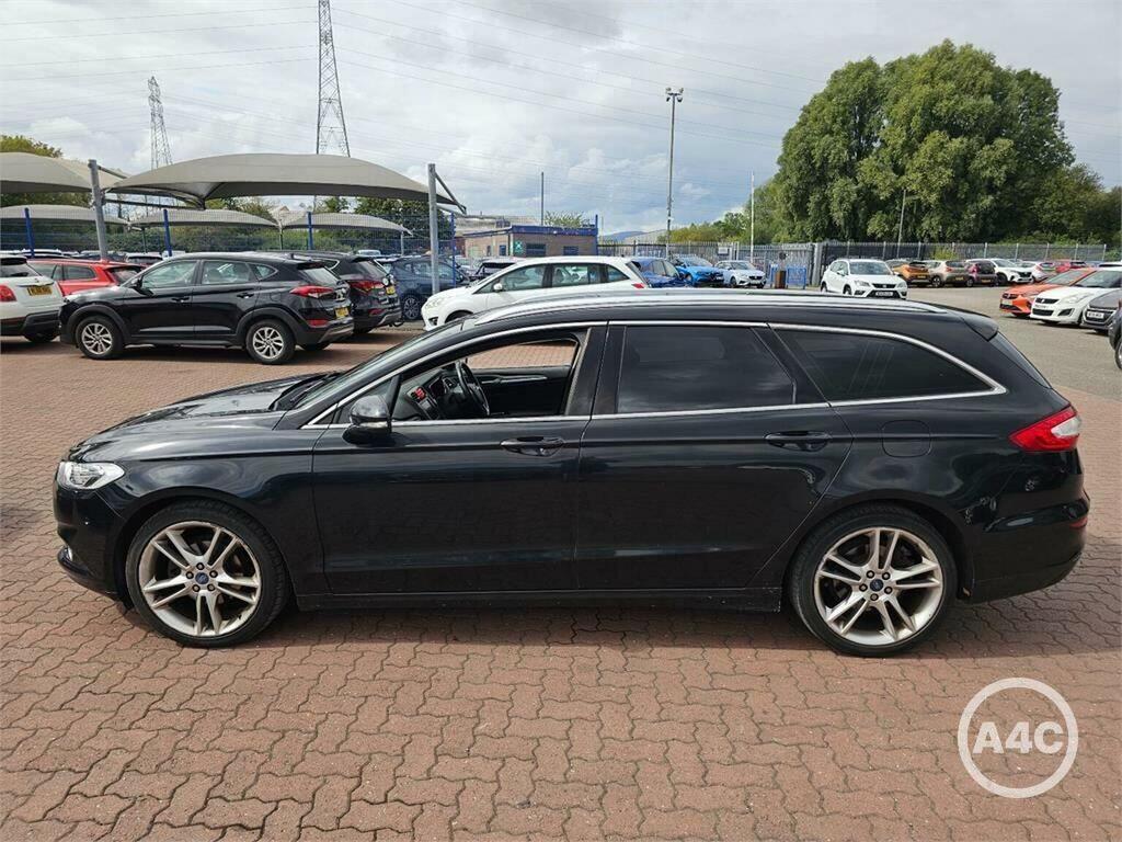 Ford Mondeo 2.0 Tdci Titanium Euro 6 Ss Black #4
