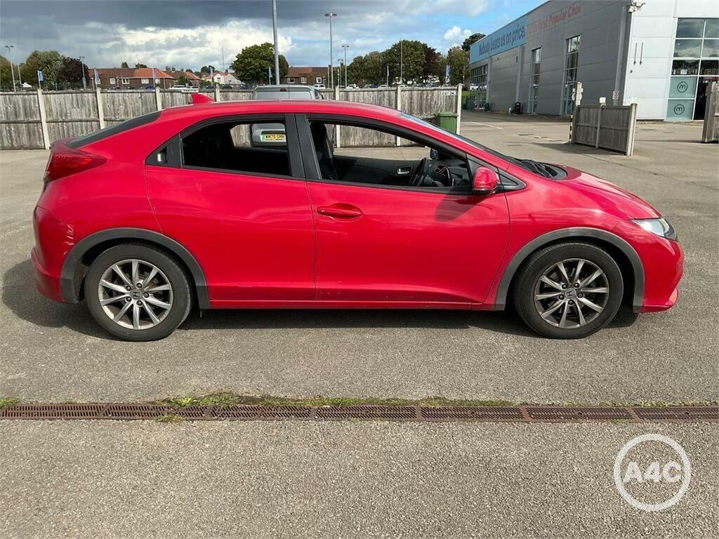 Honda Civic 1.8 I-vtec Es Euro 5 Ss Red #2