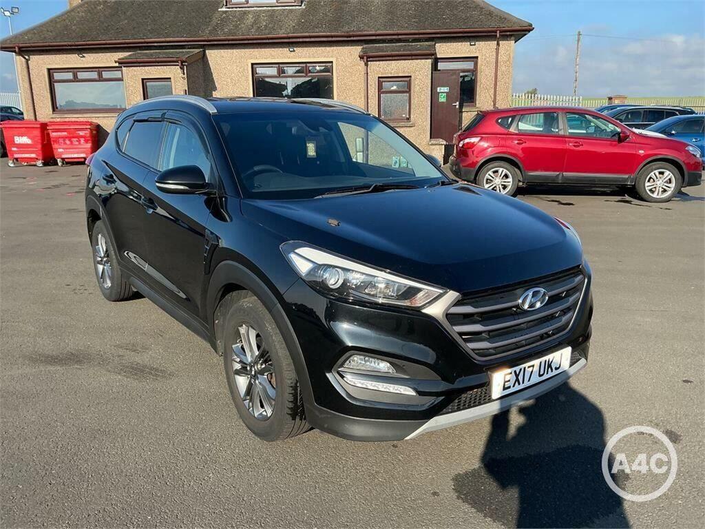 Hyundai Tucson 1.7 Crdi Blue Drive Se Nav Dct Euro 6 Ss Black