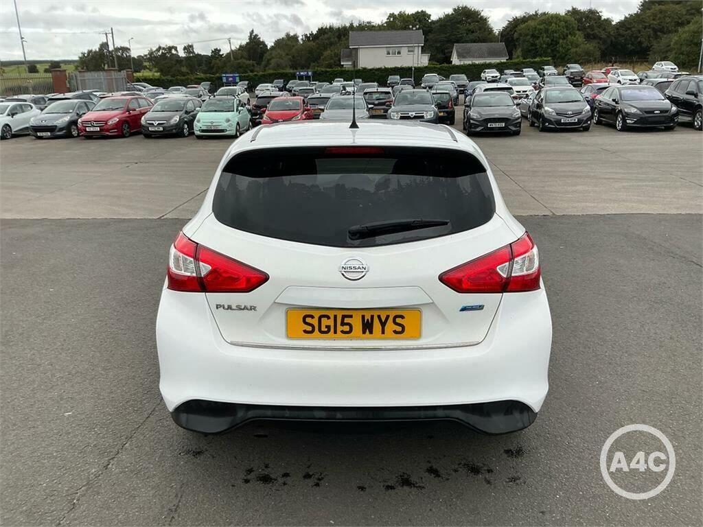 Nissan Pulsar Hatchback Black #12