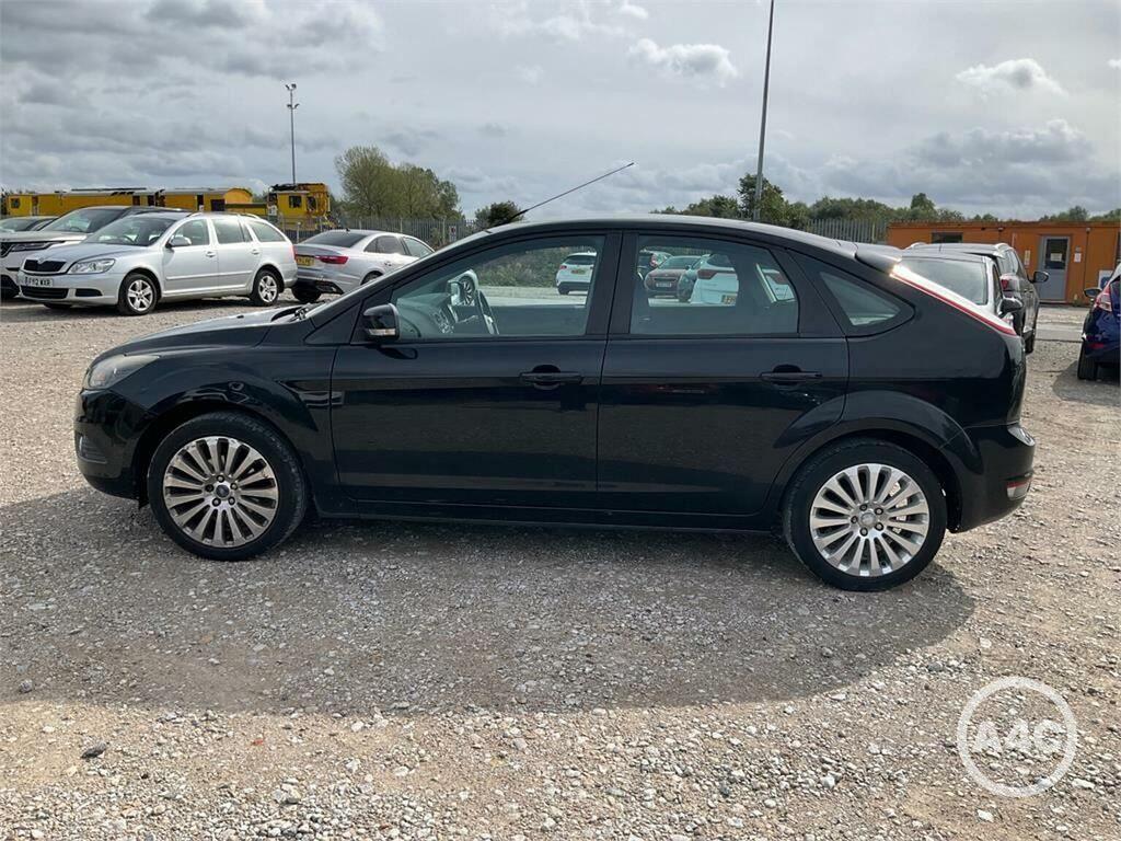 Ford Focus 1.6 Titanium Black #4