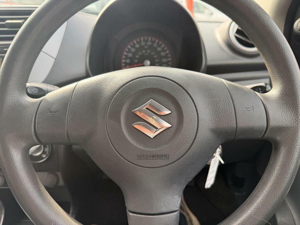 Suzuki Alto Sz White #20