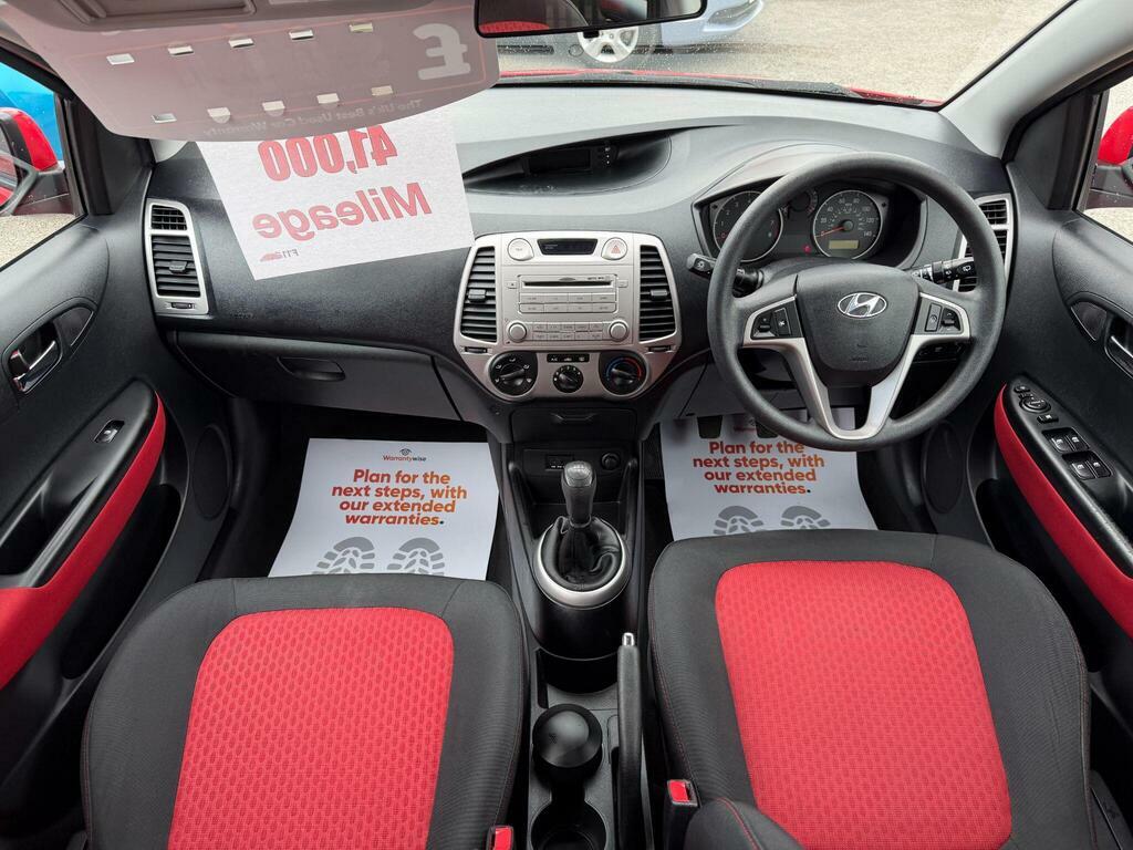 Hyundai I20 1.4 Comfort Euro 4 Red #3