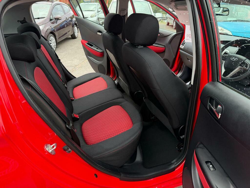 Hyundai I20 1.2 Classic 77 Bhp Red #16