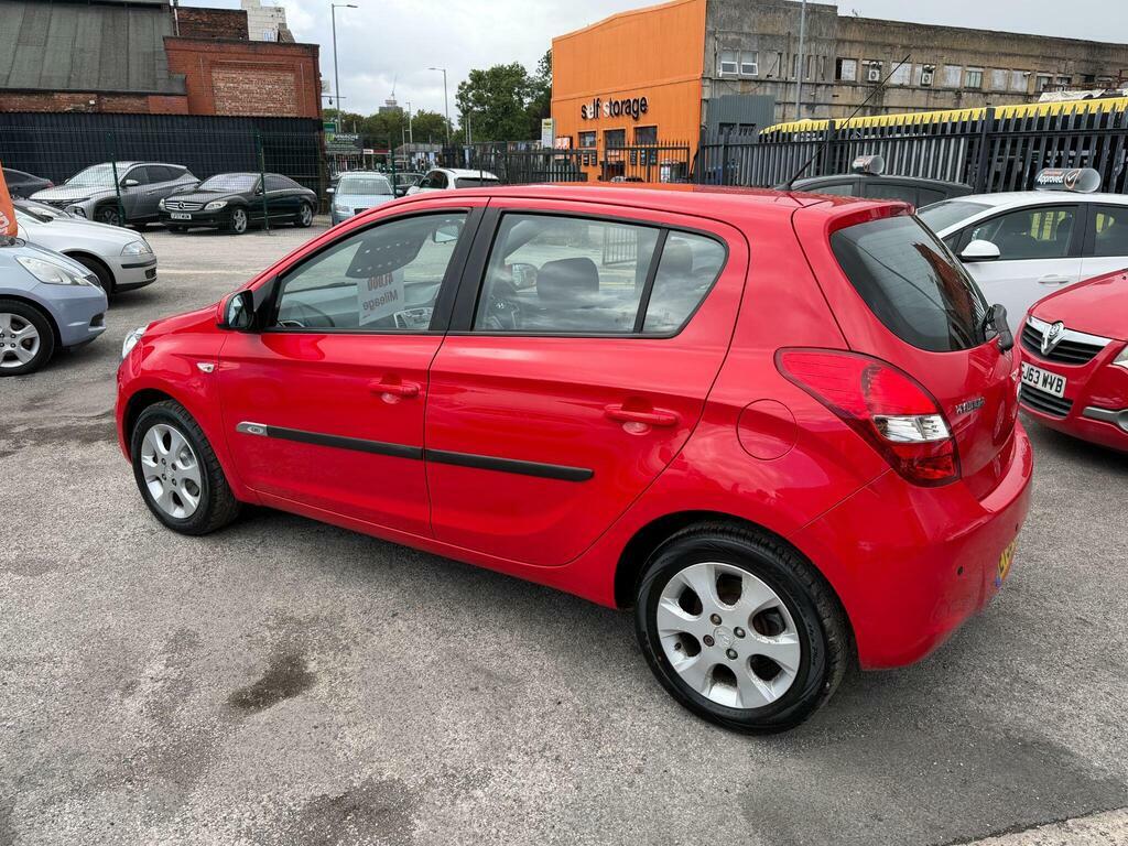 Hyundai I20 1.2 Classic 77 Bhp Red #10