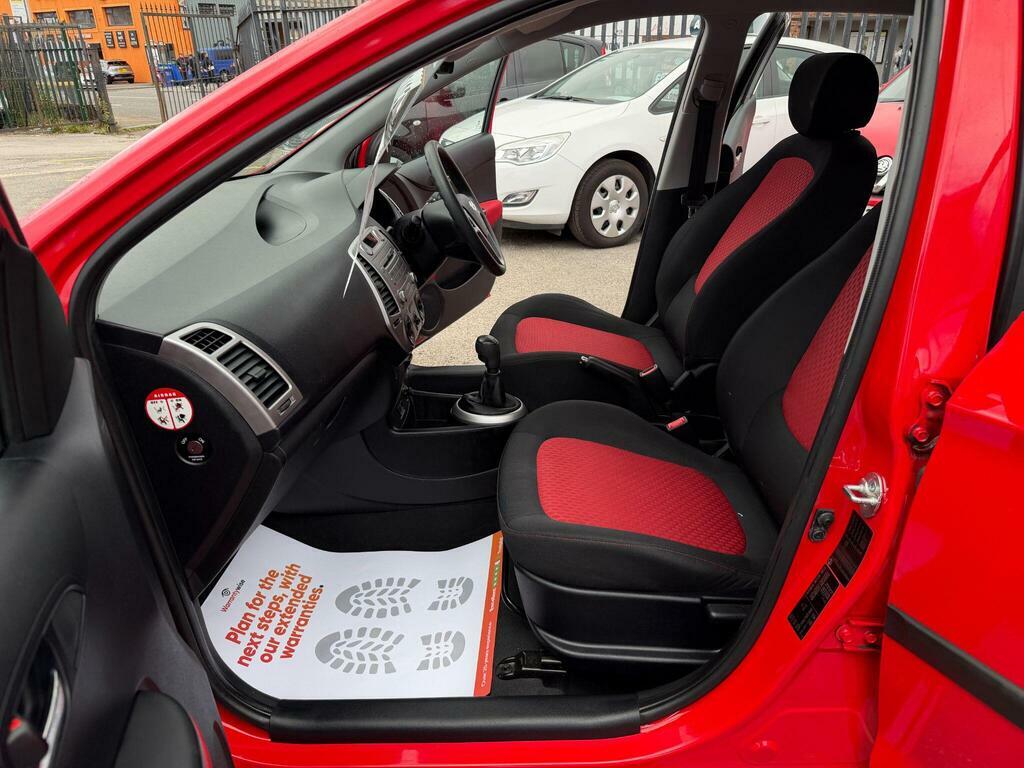 Hyundai I20 1.2 Classic 77 Bhp Red #17