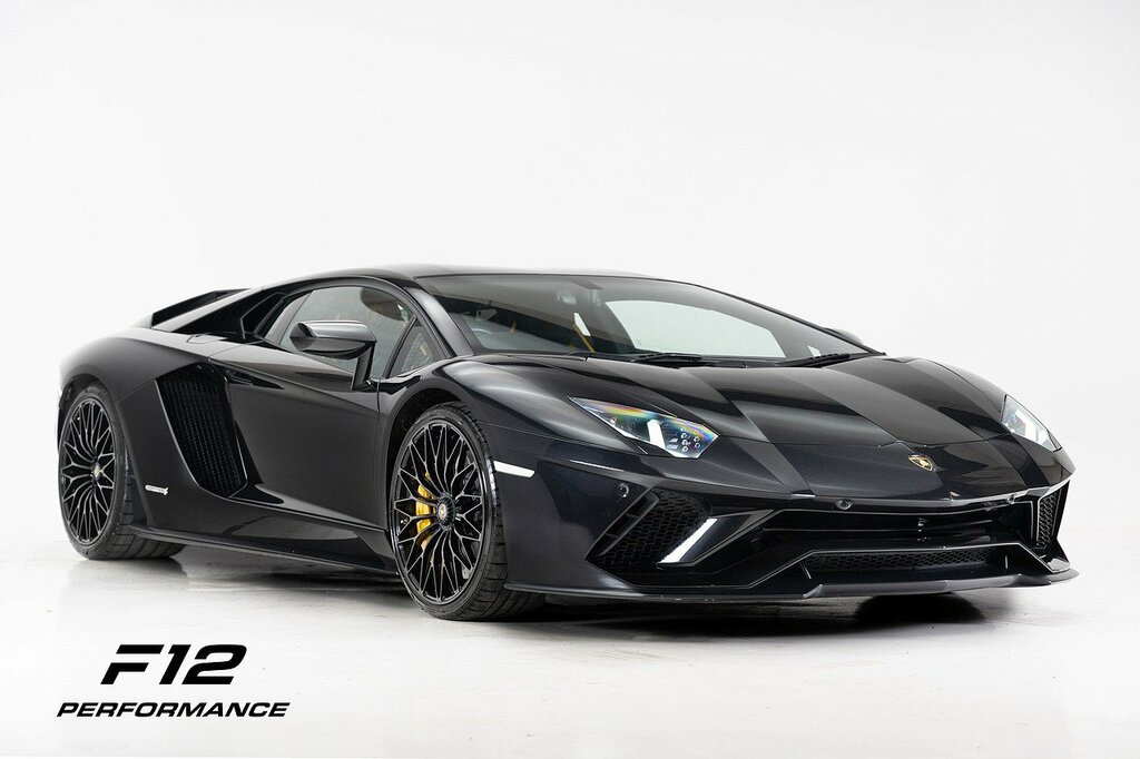 Lamborghini Aventador V12 Lp 740-4 S Black