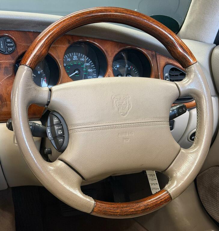 Jaguar XK8 Xk8 Coupe 2000 X100 Silver #20