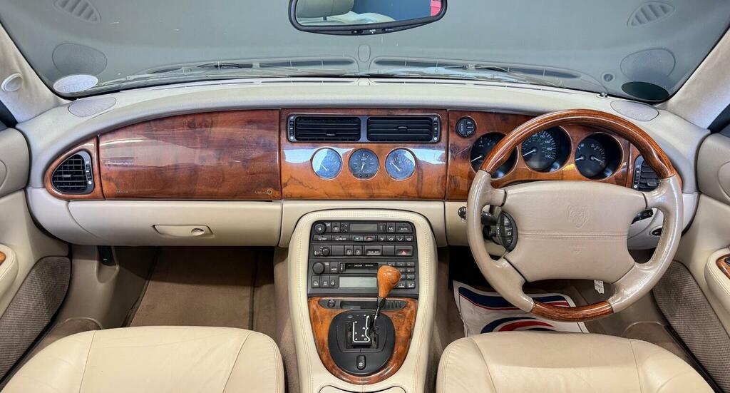 Jaguar XK8 Xk8 Coupe 2000 X100 Silver #27