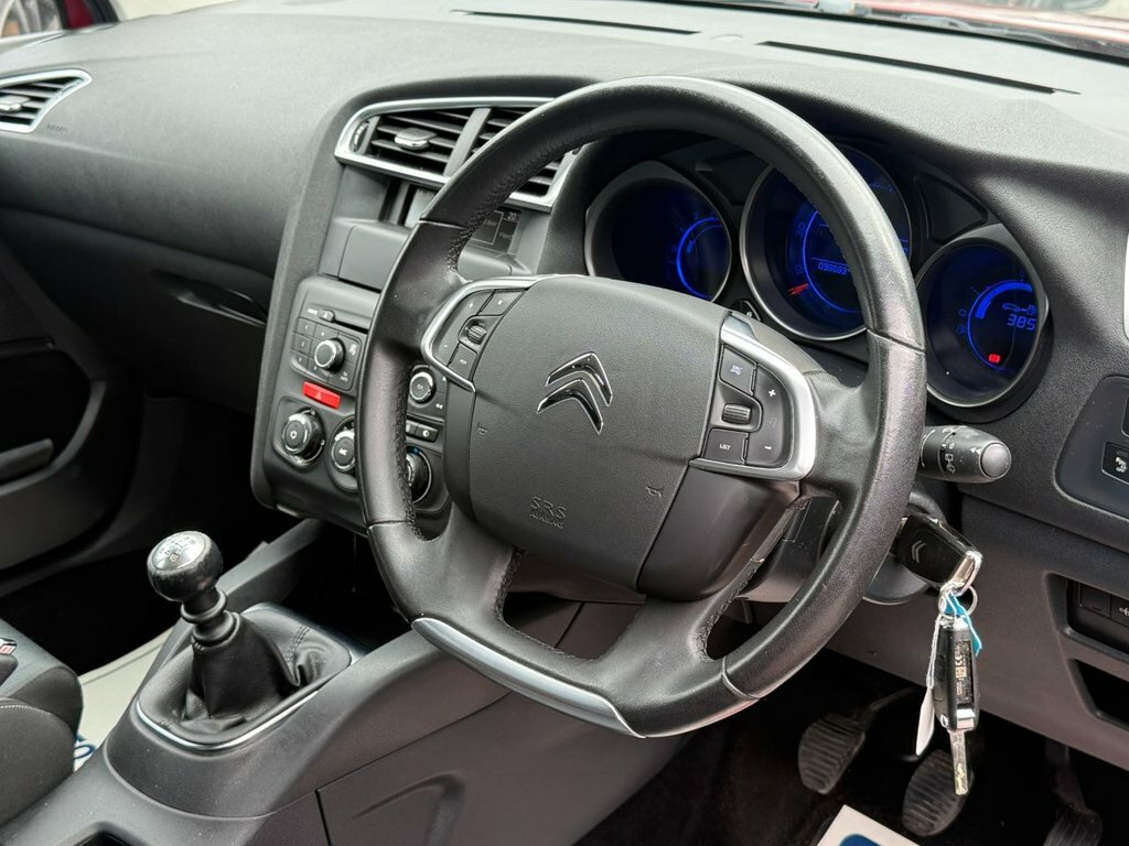 Citroen C4 1.6L Selection Black #10