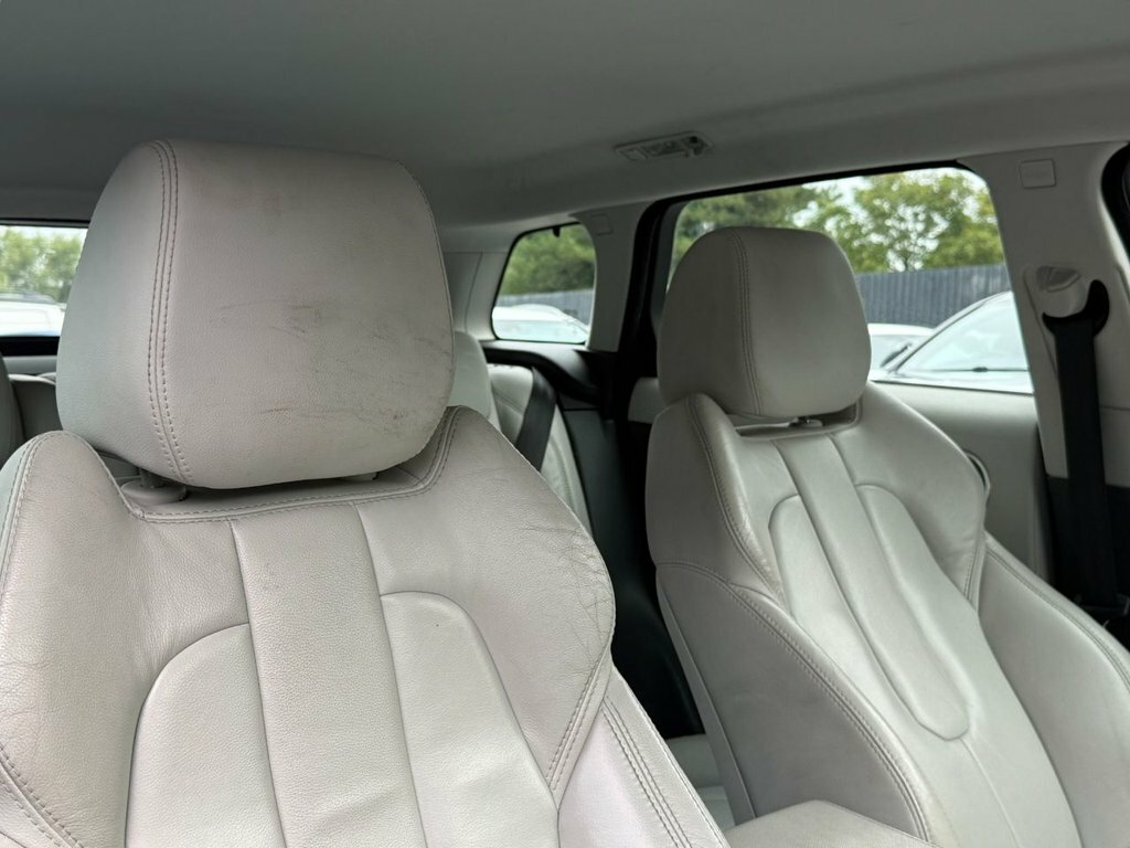 Land Rover Range Rover Evoque 2.2 Sd4 Dynamic 190 Bhp White #14