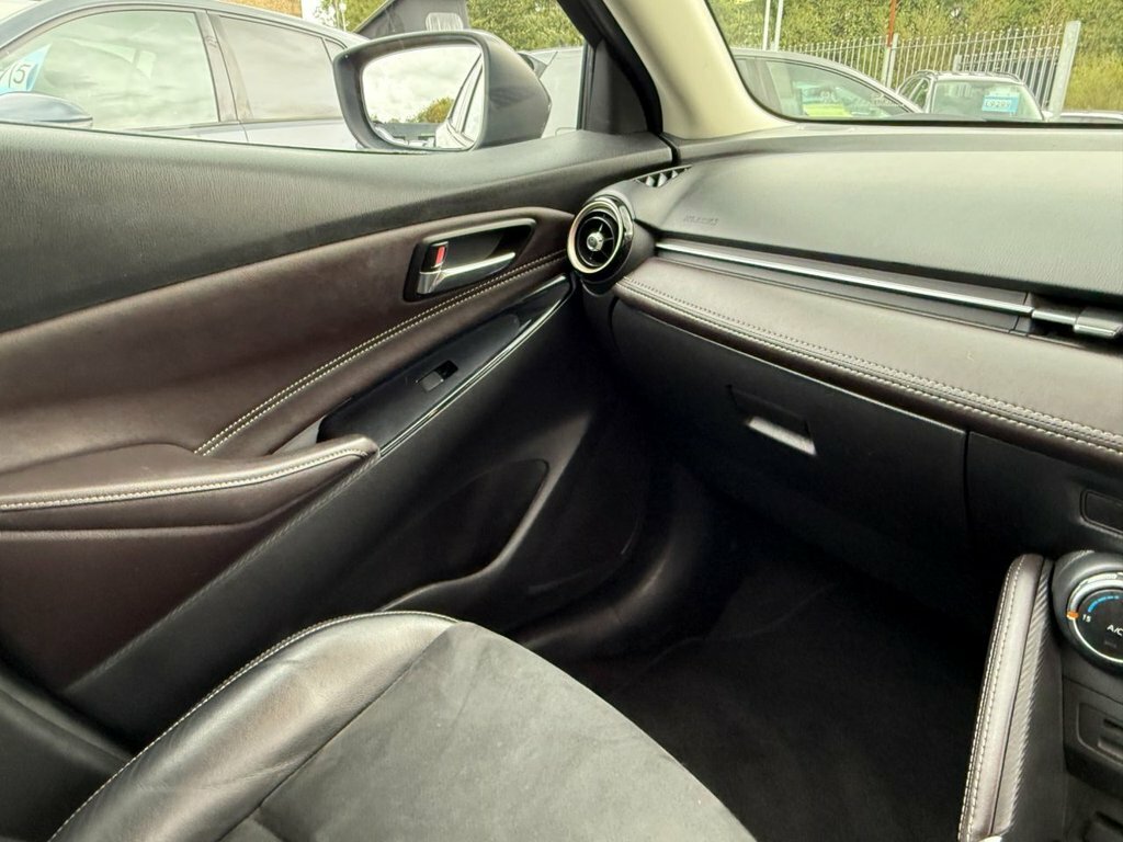 Mazda 2 Zda Mazda2 1.5 Skyactiv G Se-90 L Nav Black #15