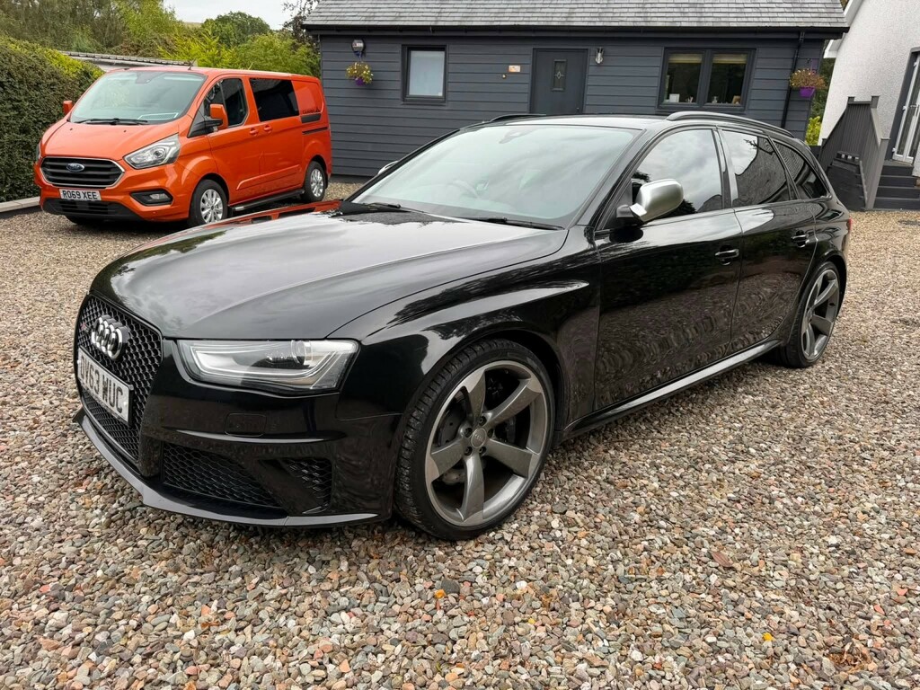 Audi RS4 Avant 4.2 Fsi V8 Black #2