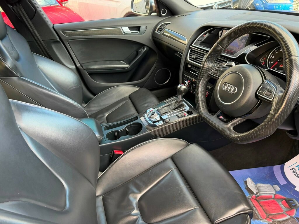 Audi RS4 Avant Estate Black #11