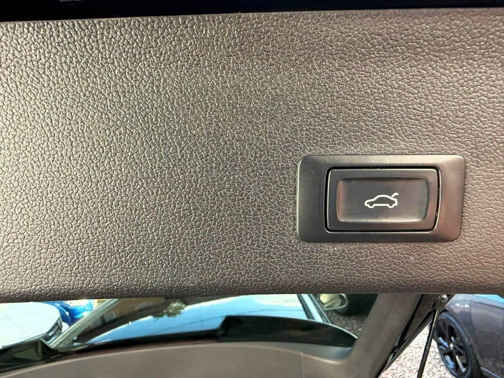 Audi RS4 Avant Estate Black #15