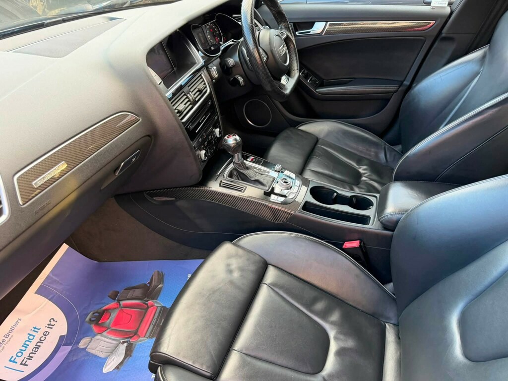 Audi RS4 Avant Estate Black #9