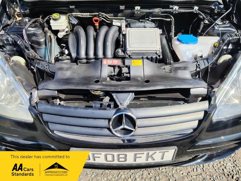 Mercedes-Benz A Class Hatchback Silver #35