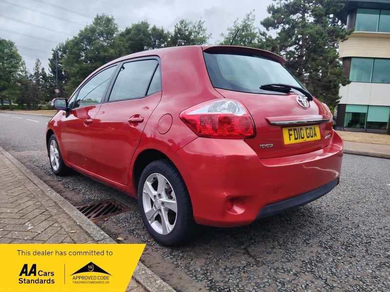 Toyota Auris 1.33 Dual Vvt-i Tr Red #5