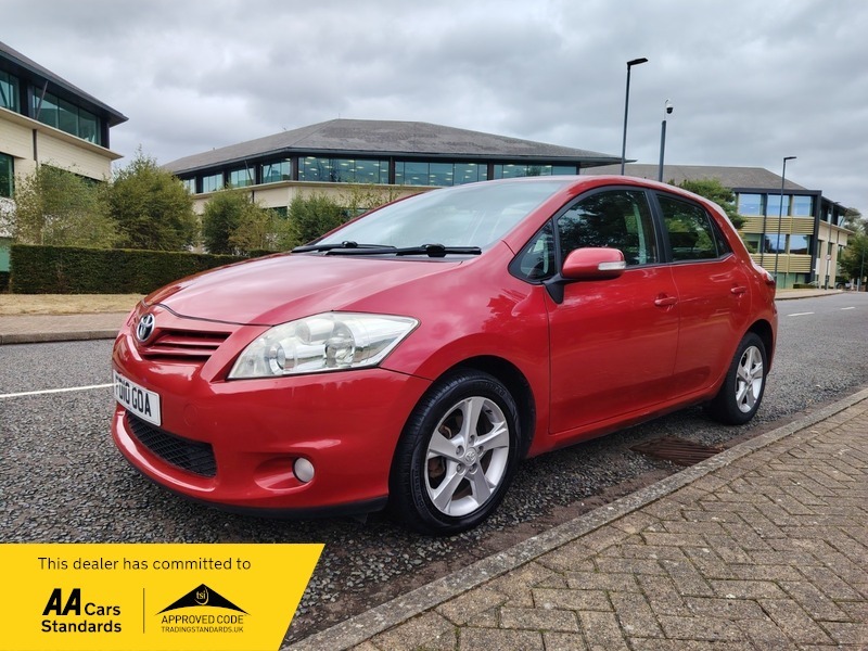 Toyota Auris 1.33 Dual Vvt-i Tr Red #3