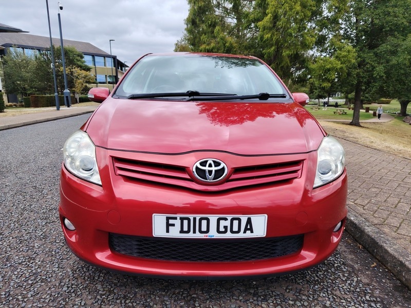 Toyota Auris 1.33 Dual Vvt-i Tr Red #2