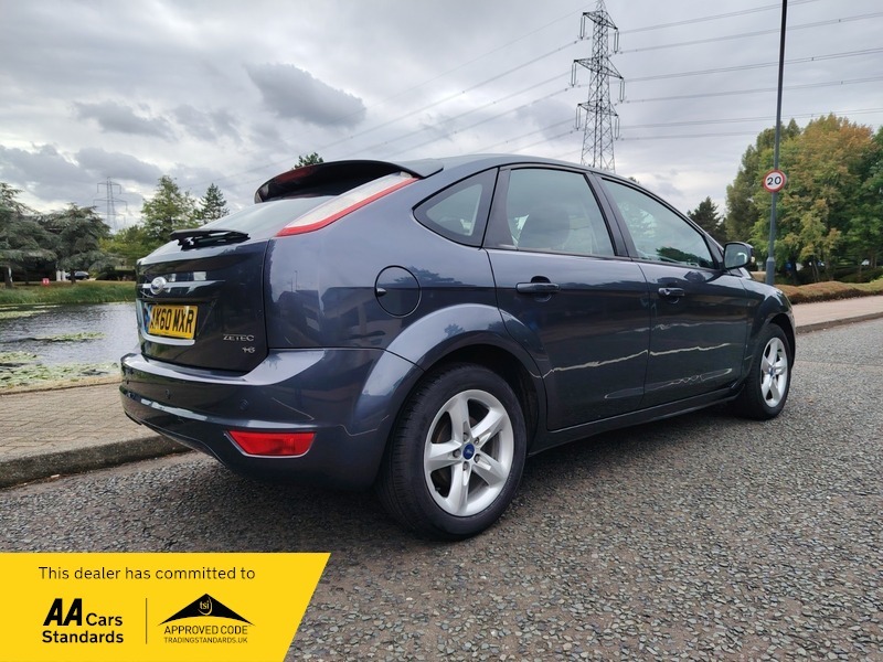 Ford Focus Estate Black #11