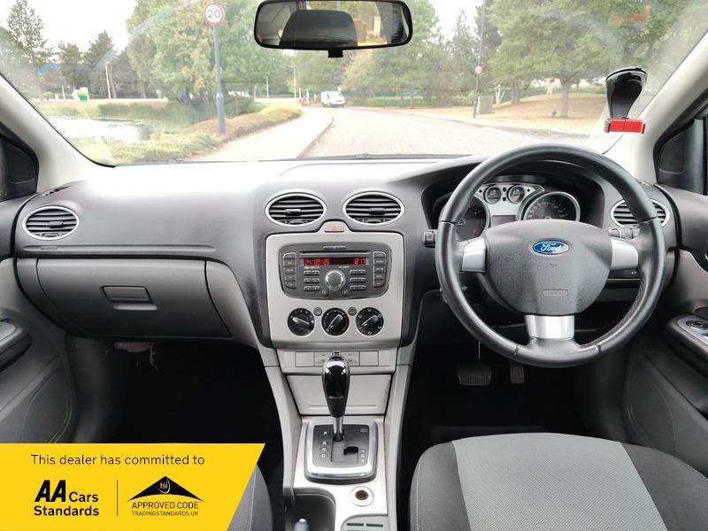 Ford Focus Estate Black #26