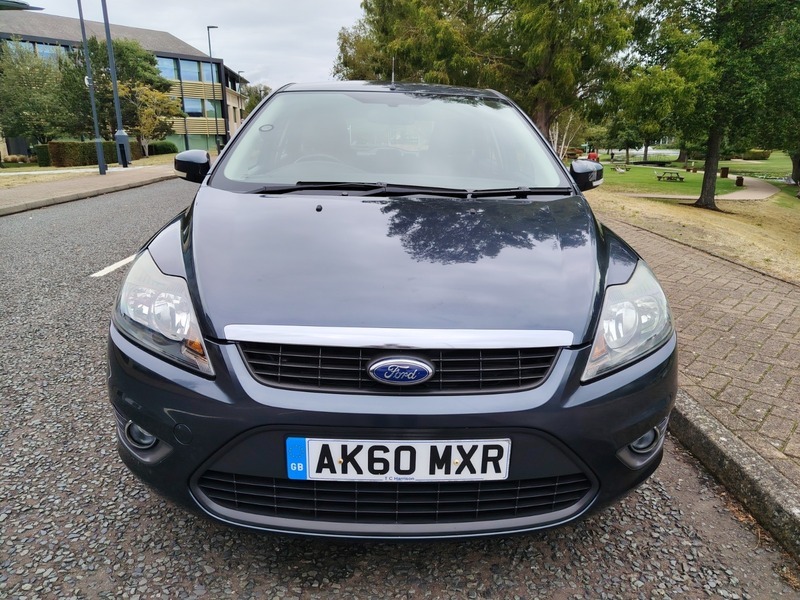 Ford Focus 1.6 Zetec Hatchback Grey #2