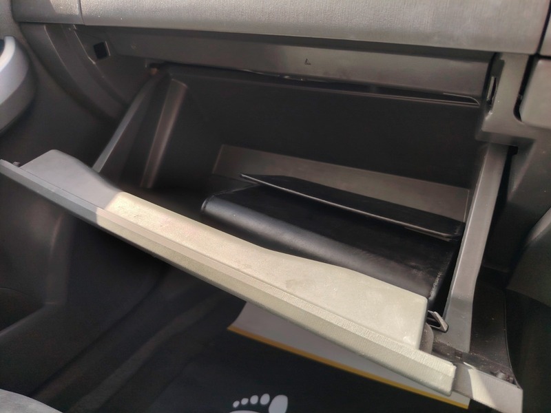 Toyota Prius Hatchback Black #30