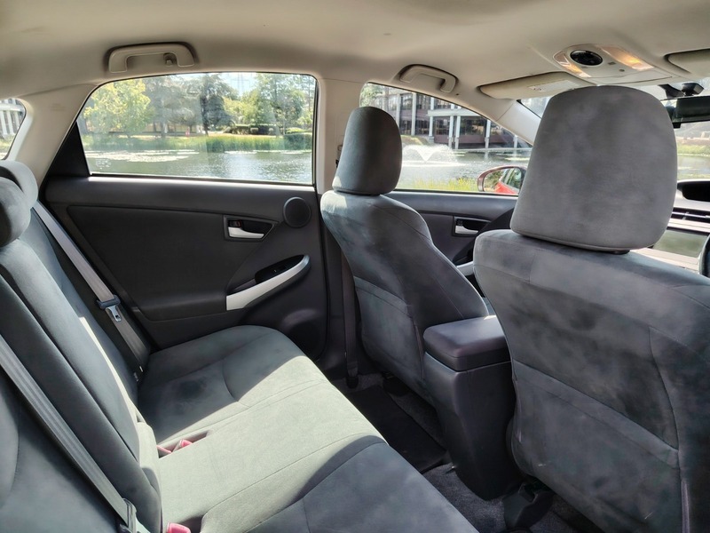 Toyota Prius Hatchback Black #19