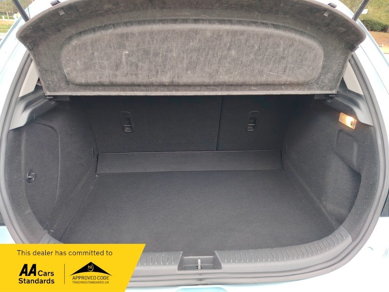 Mazda 3 1.6 Tamura Special Edition Blue #9