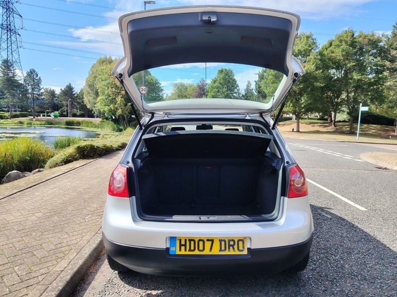 Volkswagen Golf 1.6 S Fsi 114 Bhp Grey #7