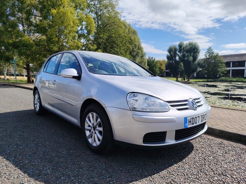 Volkswagen Golf 1.6 Fsi Match Hatchback Silver