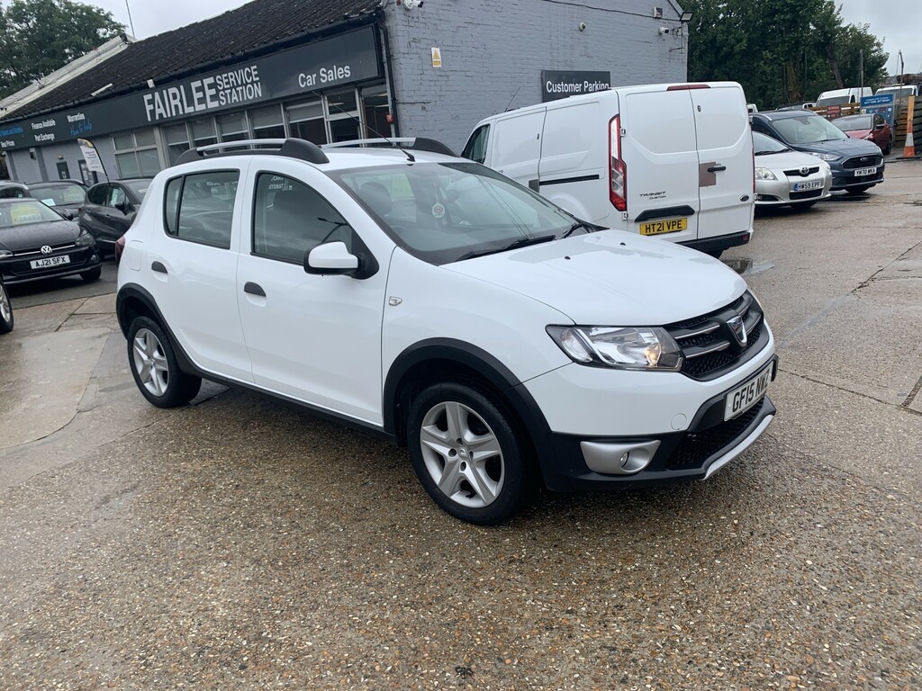 Dacia Sandero Stepway 0.9 Stepway Laureate Tce 90 White #2