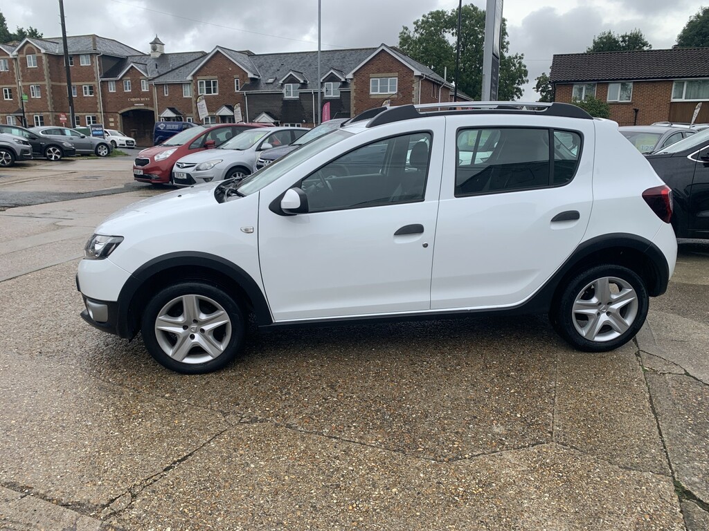 Dacia Sandero Stepway 0.9 Stepway Laureate Tce 90 White #5