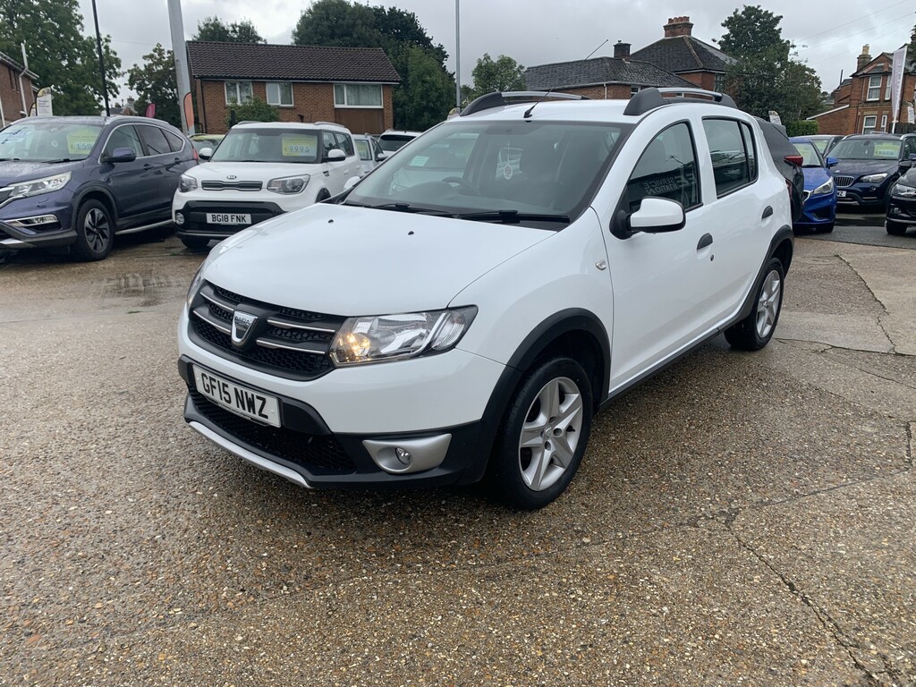 Dacia Sandero Stepway 0.9 Stepway Laureate Tce 90 White #4