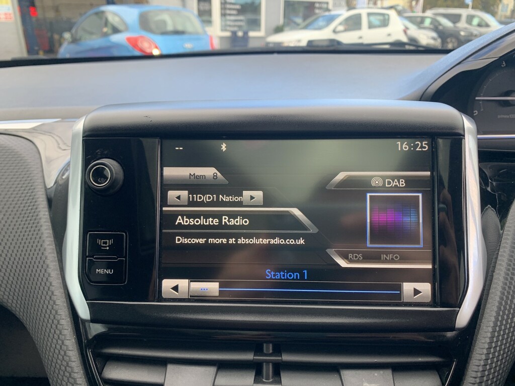Peugeot 2008 Allure Grey #15