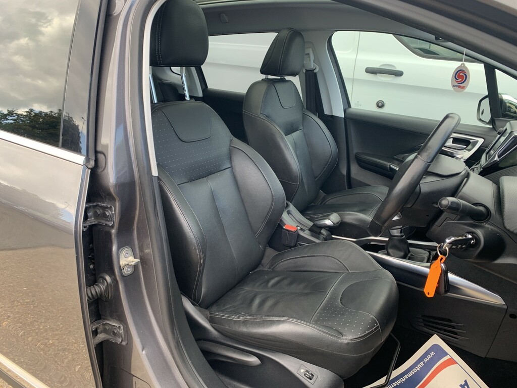 Peugeot 2008 Allure Grey #10