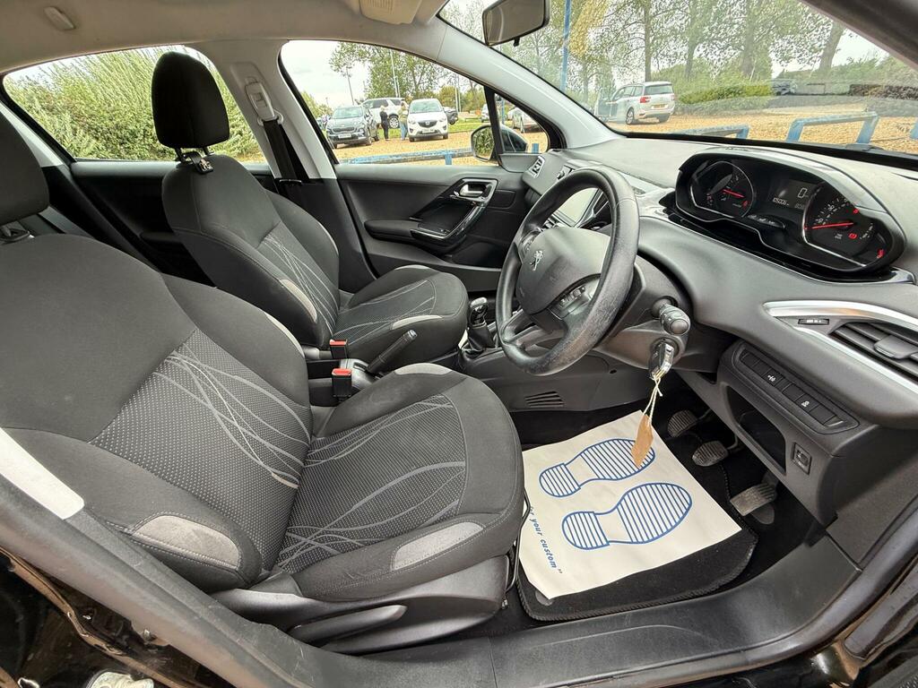 Peugeot 208 Active Blue #24